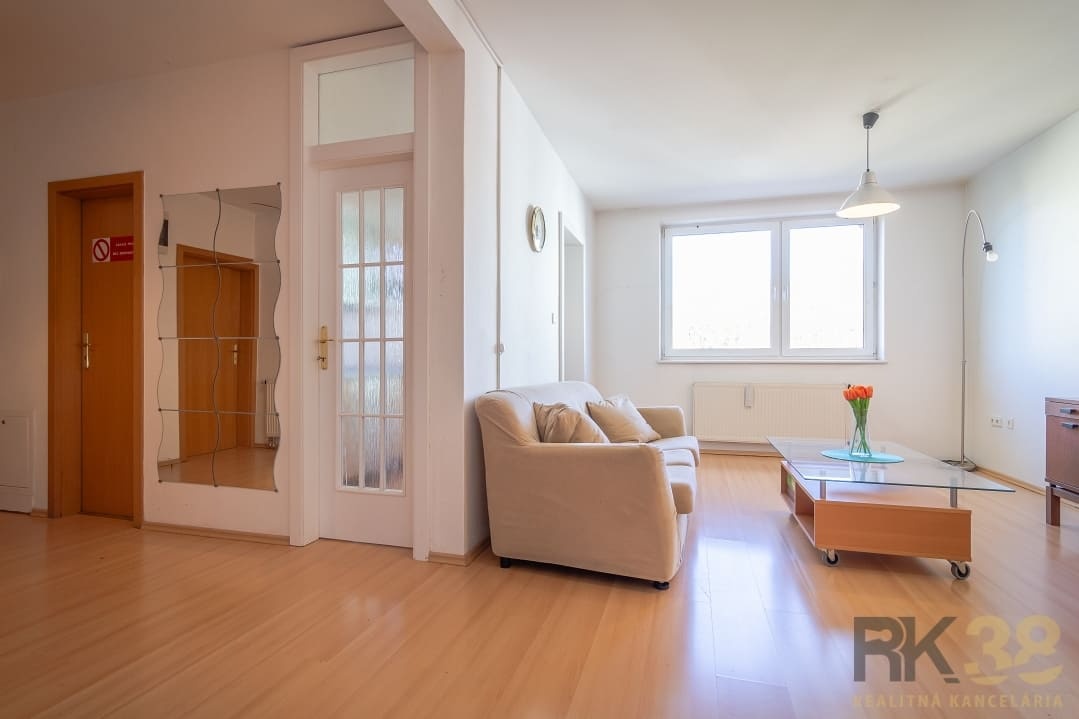 Príjemný 4-izbový byt v skvelej lokalite priamo v centre - 4