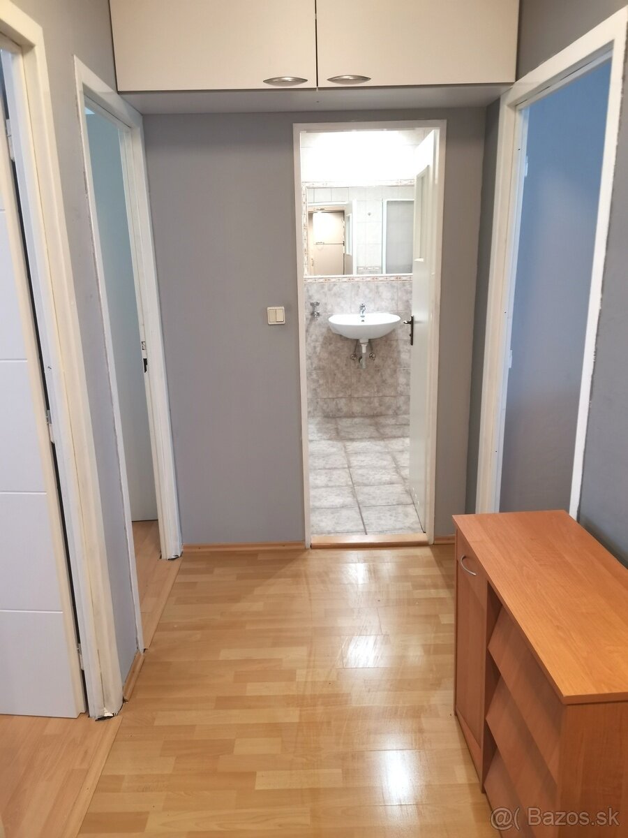 3 izb. byt, Clementisova, Dargovských Hrdinov - 4