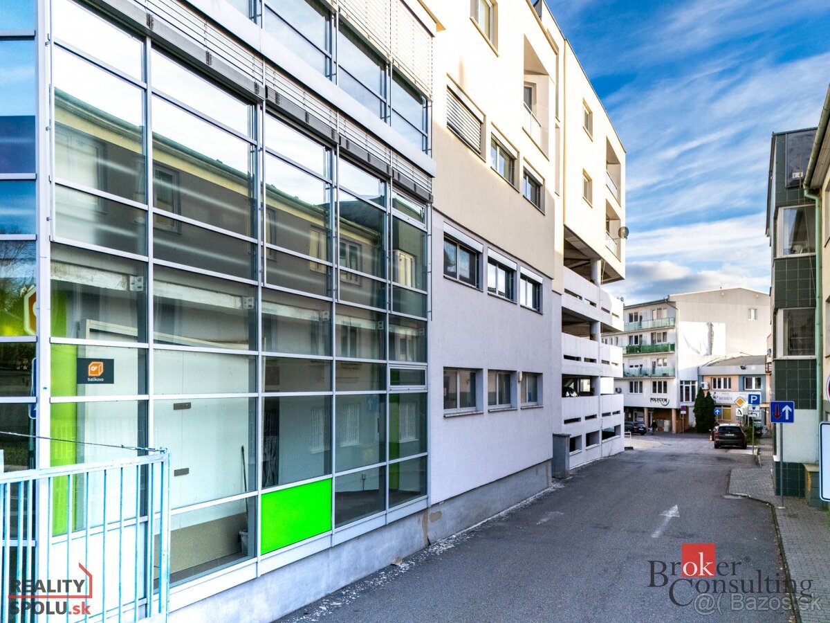 Prenájom obchodného priestoru – Polygon, Nitra (170 m²) - 4