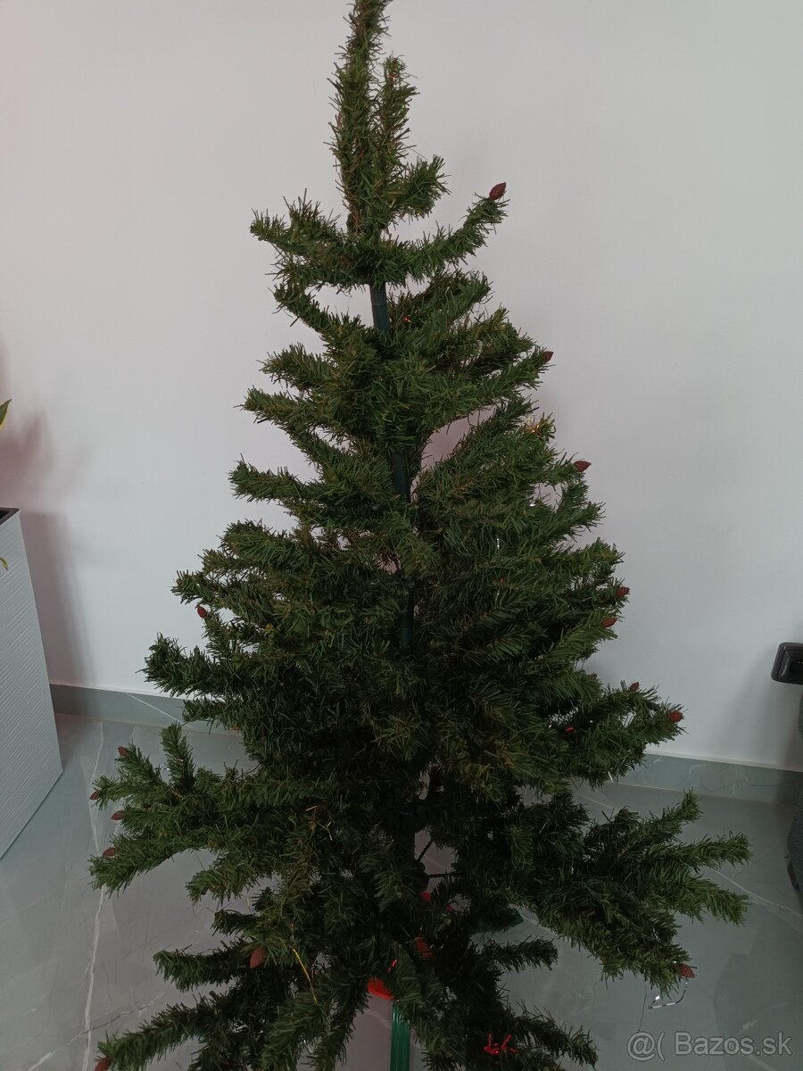 Predam retro vianocny stromcek vyska140 + cervena girlanda - 4