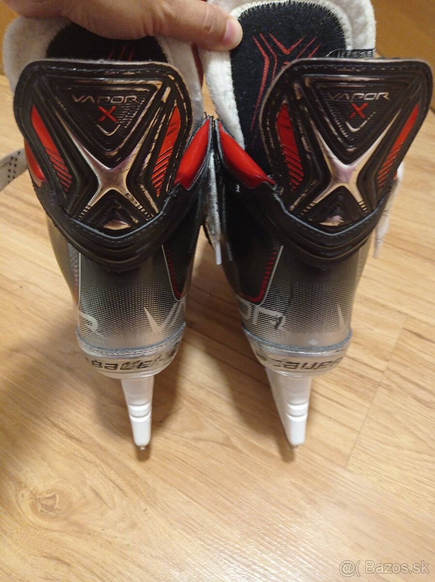 Hokejove korcule bauer vapor x3, 5.5 - 4