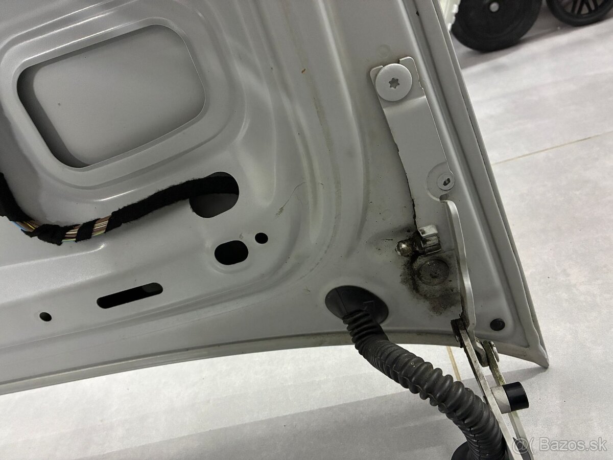 BMW E46 cabrio zadna kapota - 4