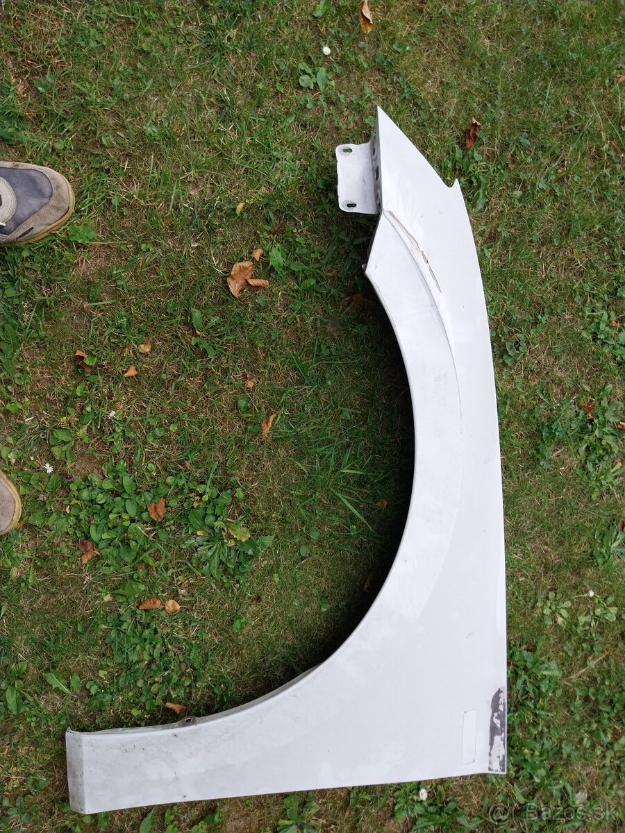 Predam kapotu a blatniky na superb 3 - 4