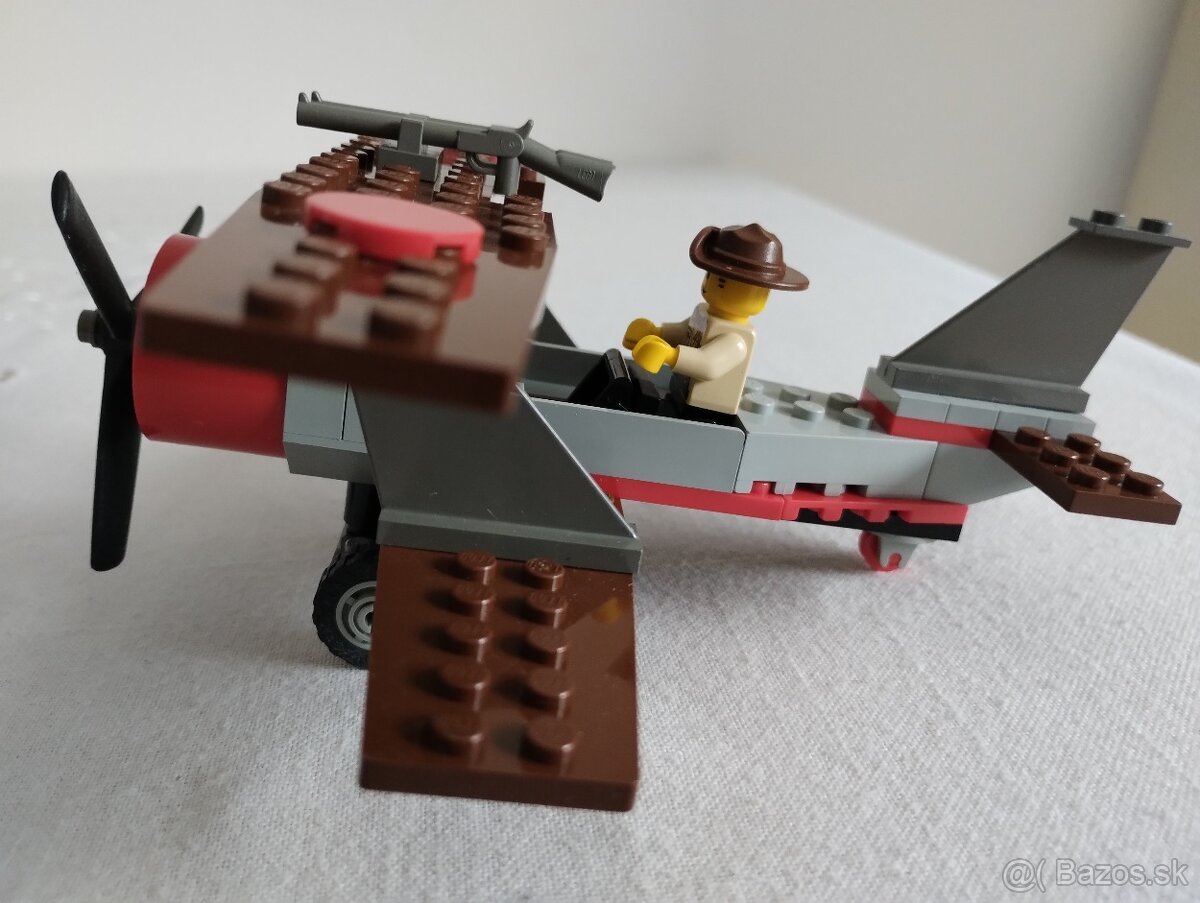 LEGO Adventurers 7420 Thunder Blazer - 4