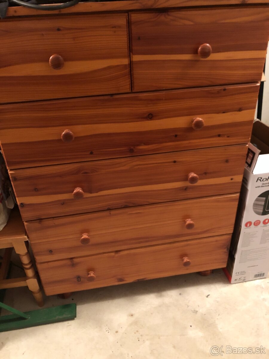 Nábytok z masívu - 4