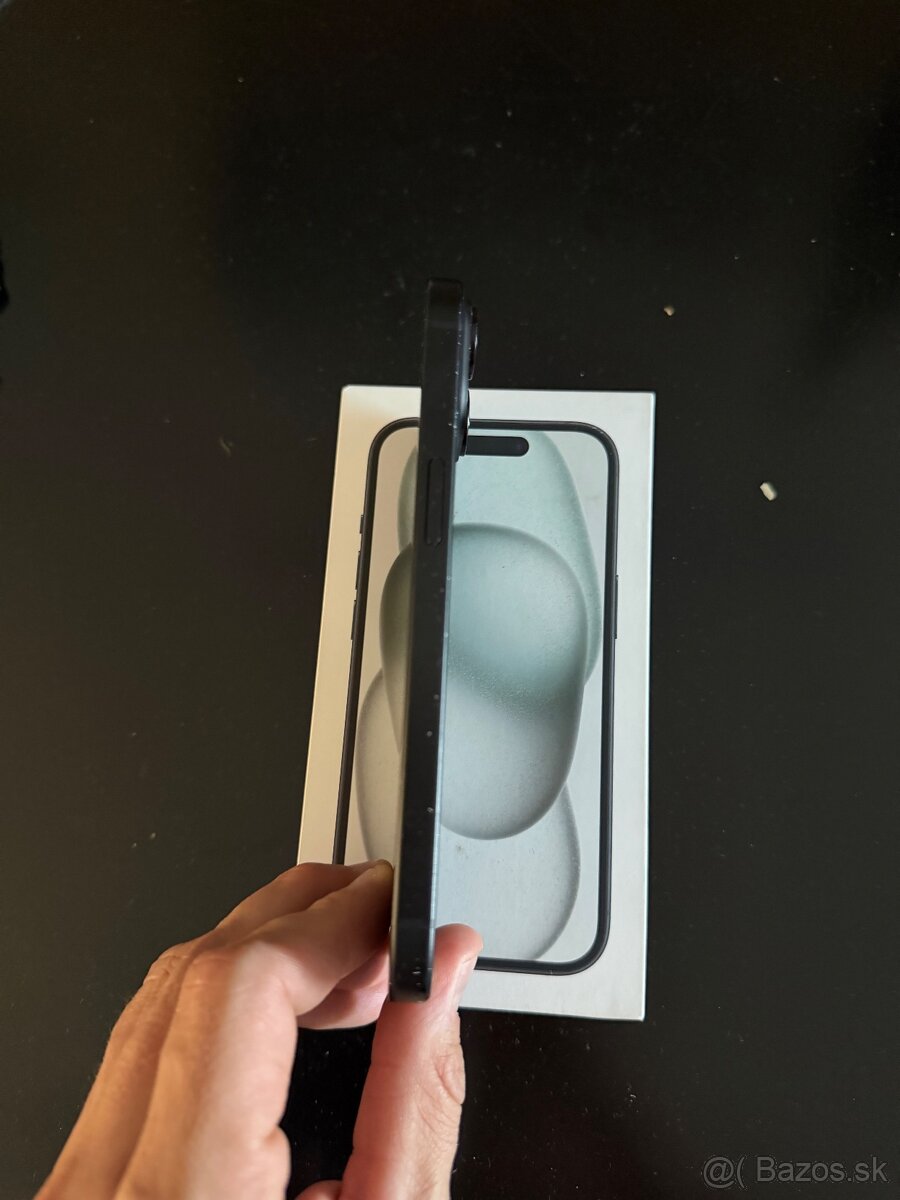 Predám iPhone 15 256 GB, čierny. - 4