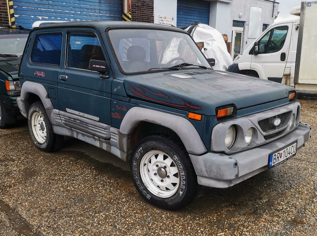 Lada Niva 1,7i