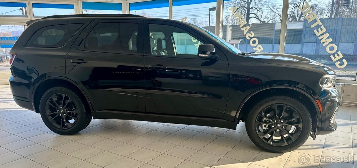 Dodge Durango, 5,7 V8 HEMI R/T Nové Vozidlo 116km