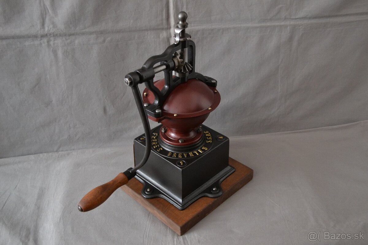 Mlynček na kávu Peugeot A 1 - 4