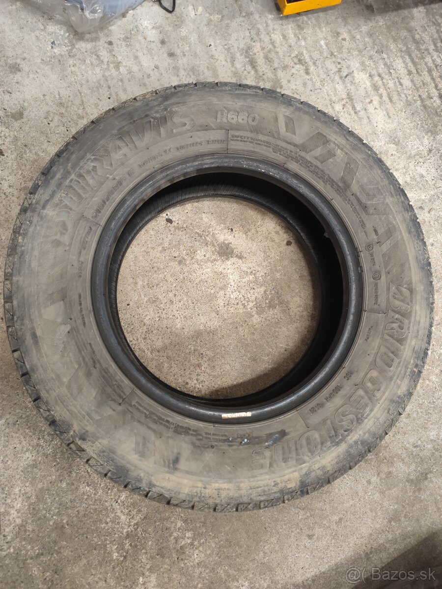 Letné 215/70 R15c bridgestone - 4