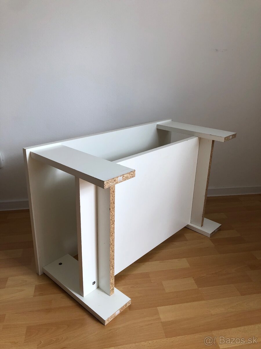 Konferenčný stolík biely - 4