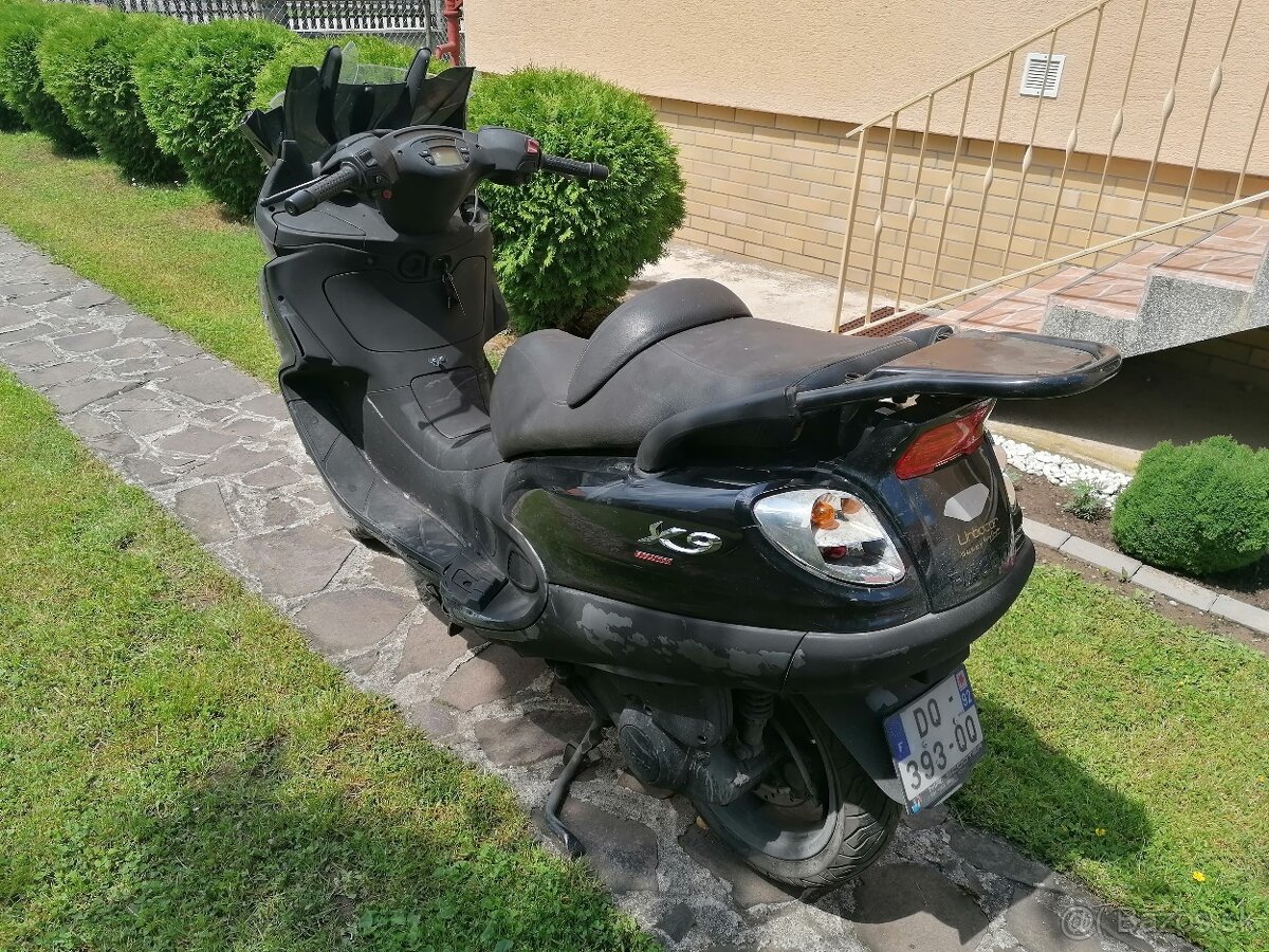 Piaggio x9 - 4