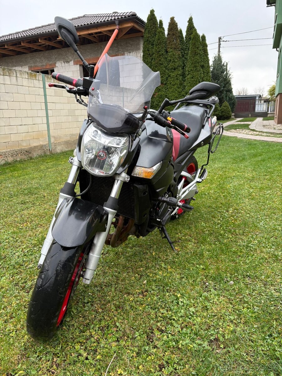 Predám SUZUKI GSR 600 - 4