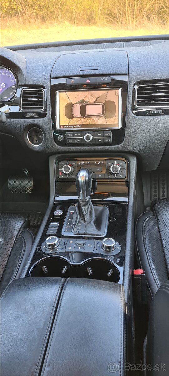 Volkswagen Touareg 3.0TDi V6 Terrain tech 4Xmotion - 4