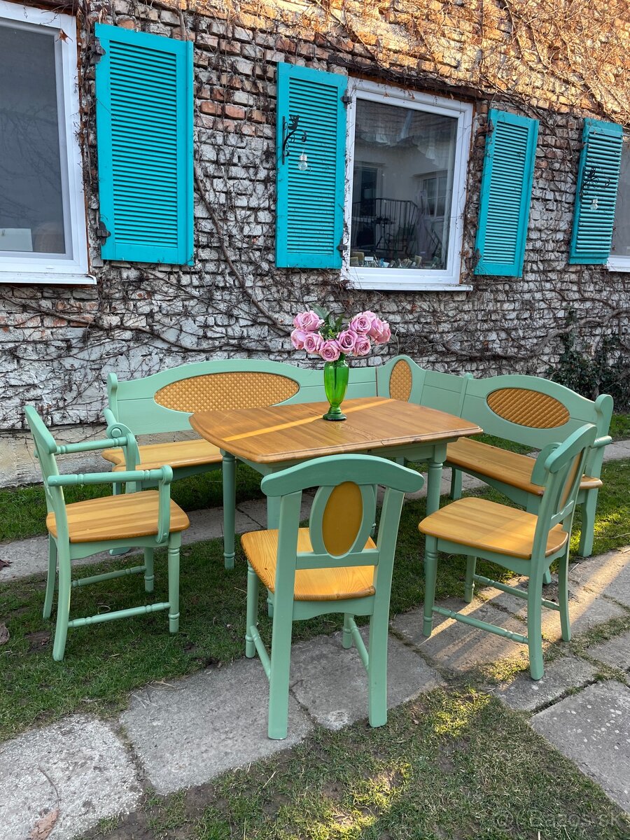 velka rohova lavica - 4