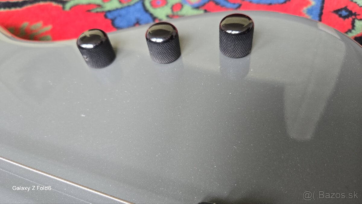 Godin Z1 Fretless - 4