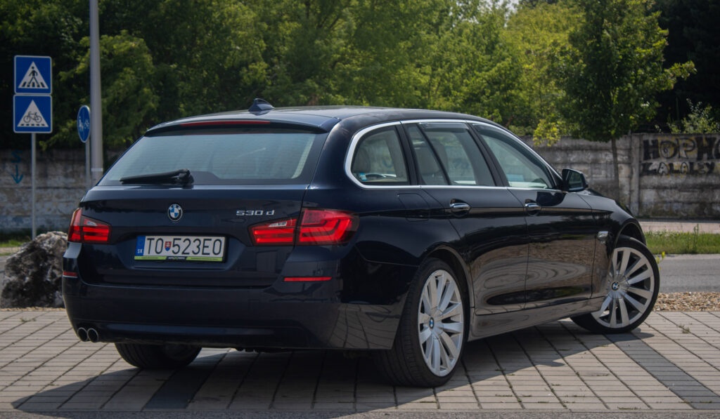 BMW 530d Touring xDrive 190kW AT/8 - 4