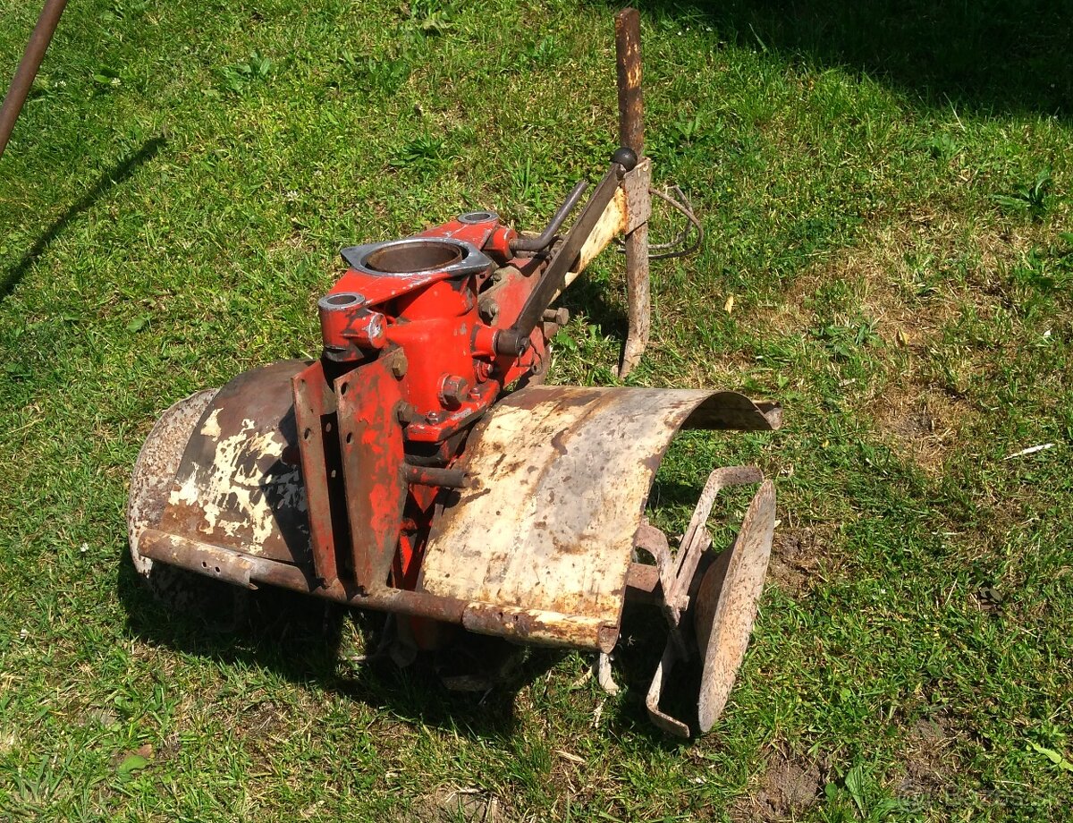 Malotraktor Agrostroj Novy Jicin s príslušenstvom - 4