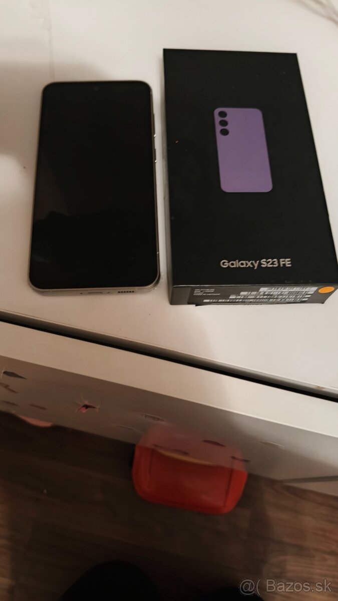 Samsung Galaxy s23 FE v top stave, prakticky novy - 4