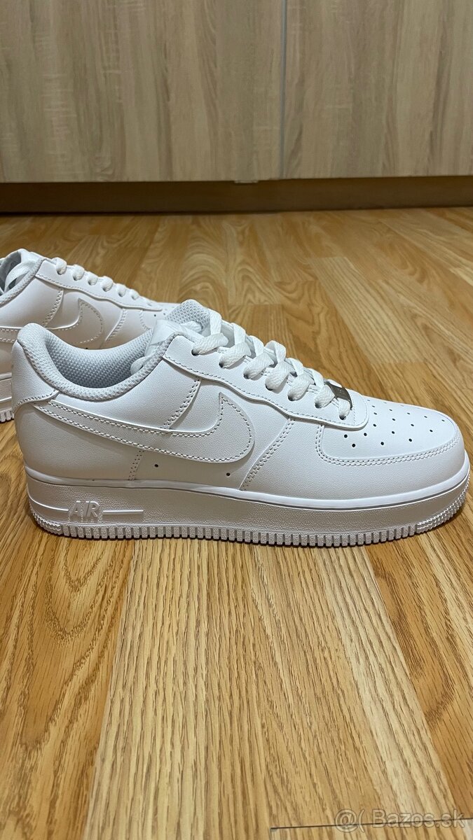 Nike Air Force 1 - 4