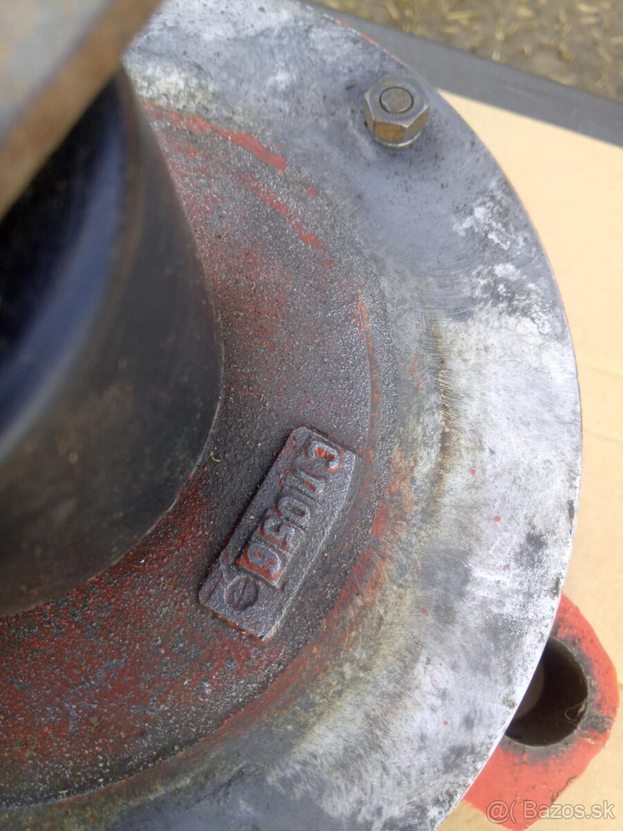 Príruba kosačky AZS 349 - 4