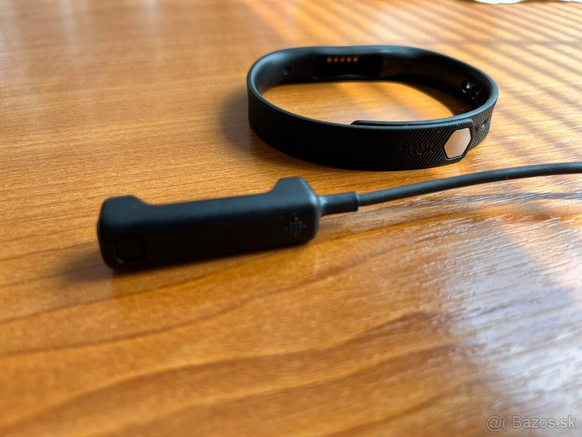 Predam na suciastky Fitbit naramok - 4