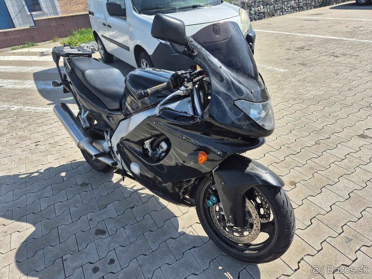 Yamaha YZF 600R Thundercat - 4