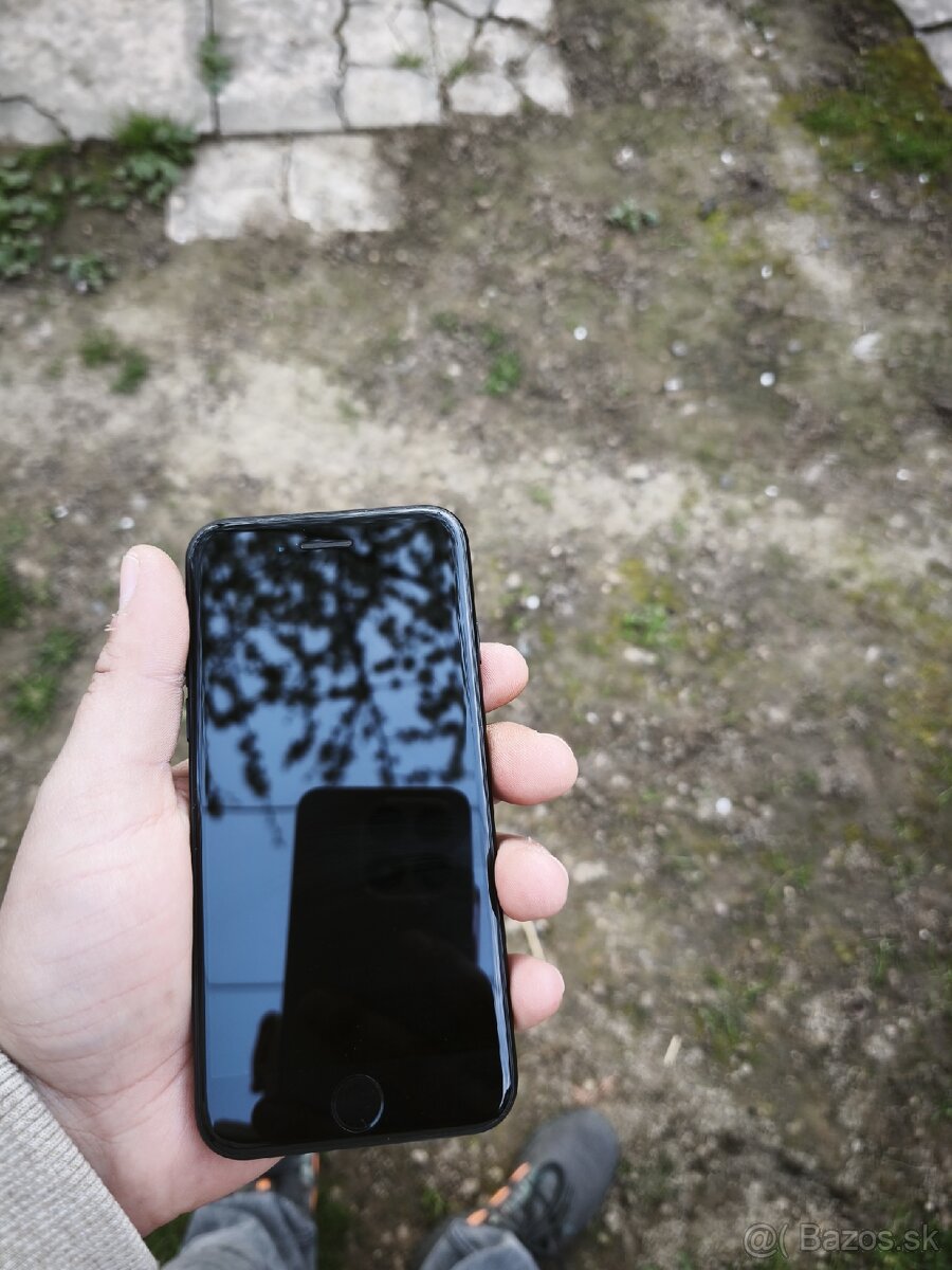 Iphone SE 64GB 2020 - 4