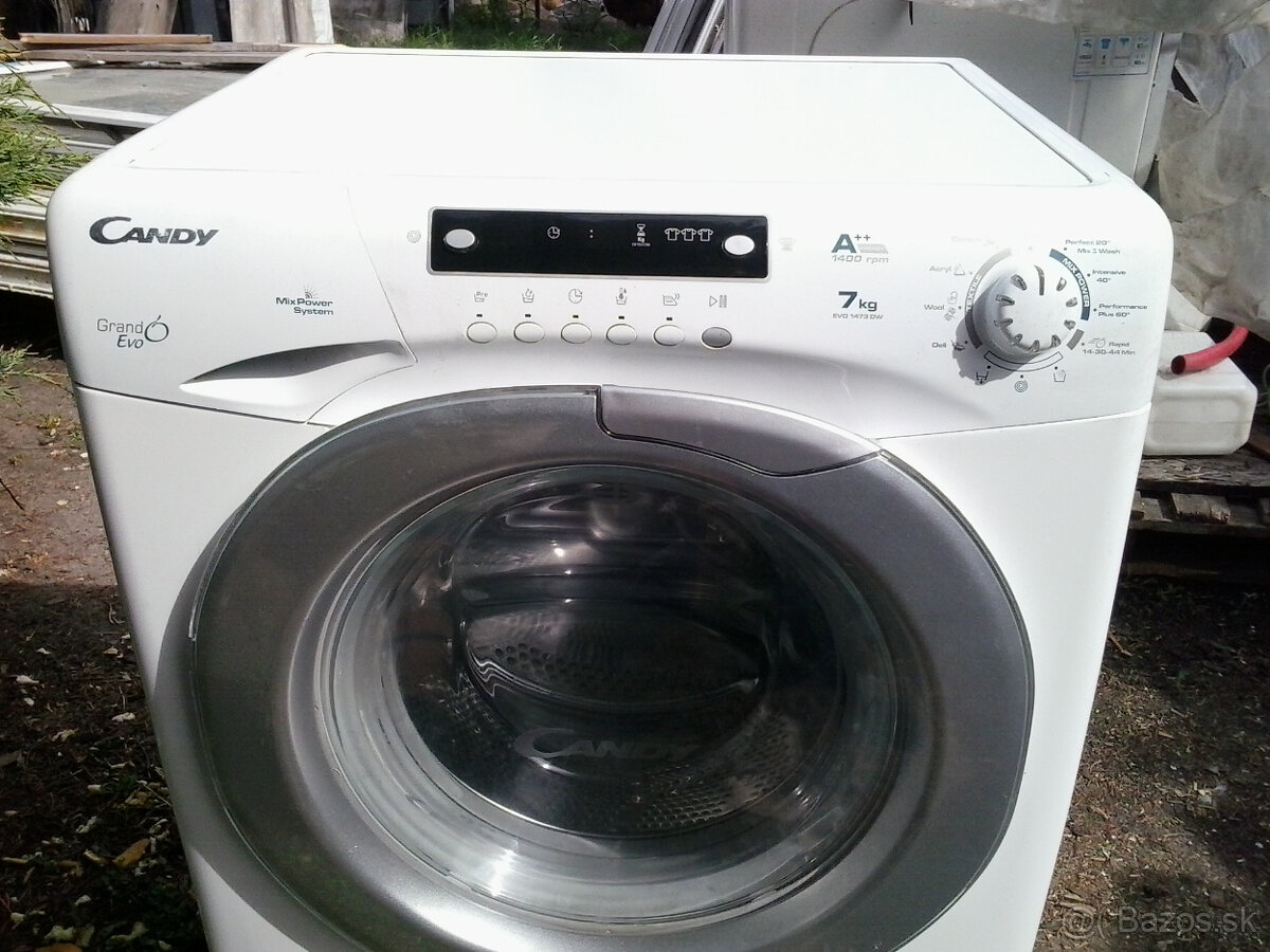 Predám funkčnú málo použitú práčku Candy plnenú z predu - 4