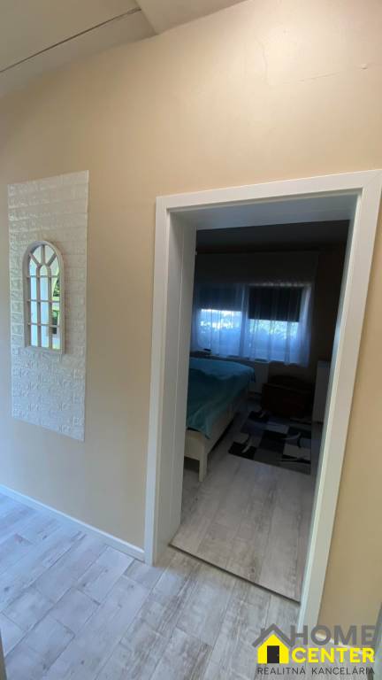 PREDAJ : rodinný dom na bývanie a aj podnikanie, Komárno - 4