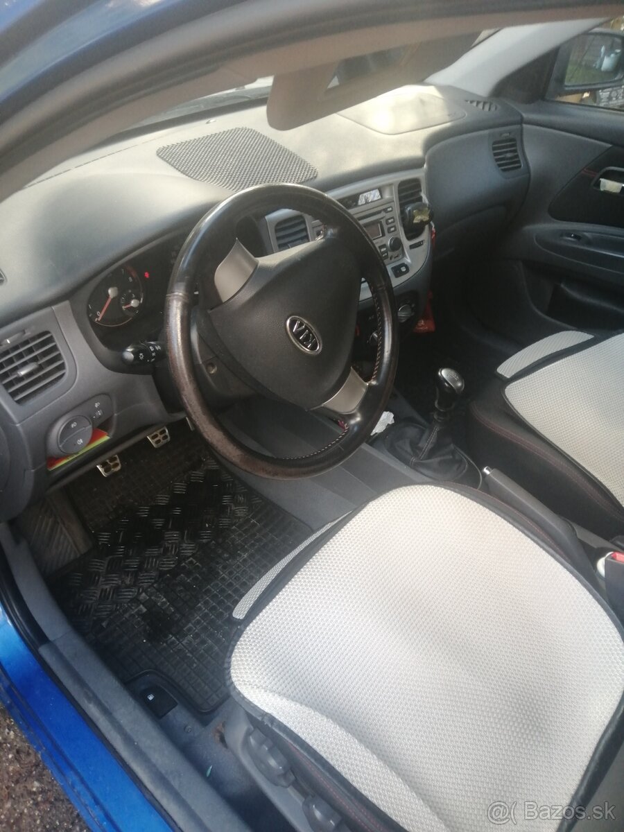 Kia rio sporty - 4