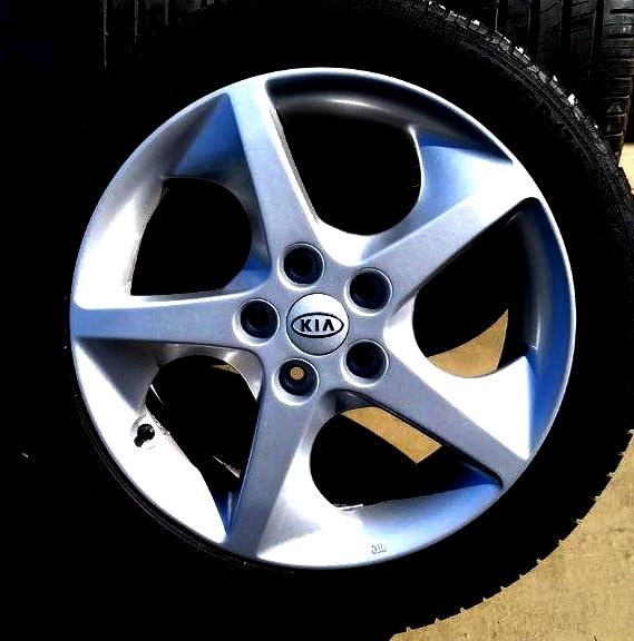alu R17 5x114,3 orig. Kia + Hyundai, zimné pneu 235/65 - 4