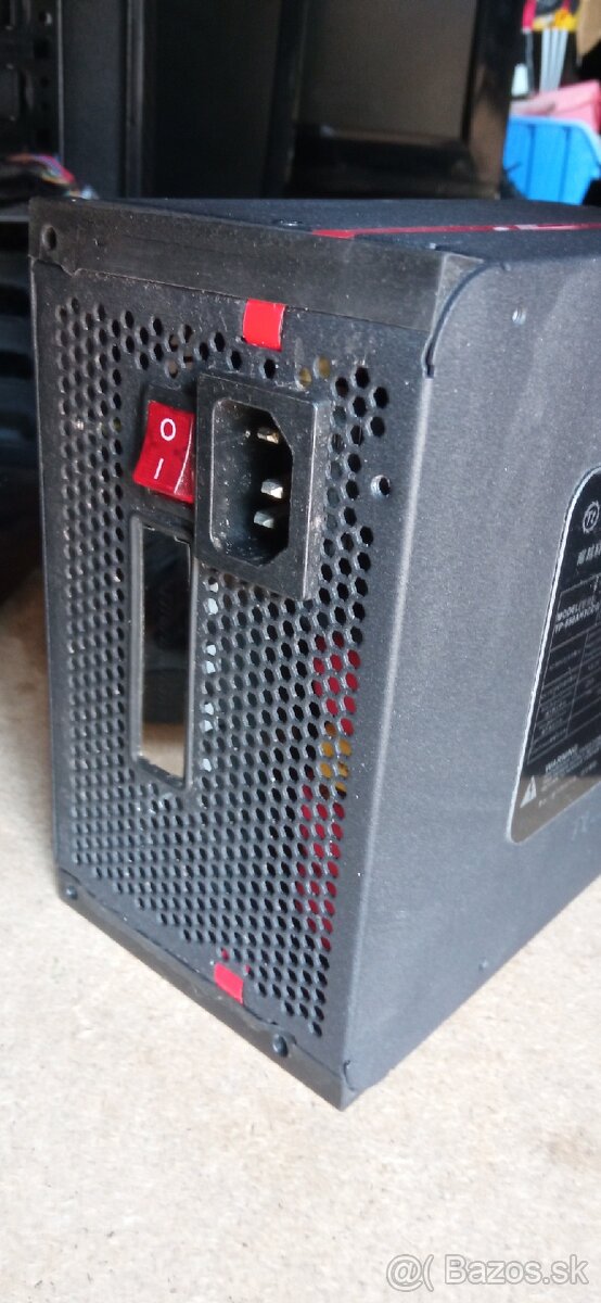 Thermaltake Toughpower Grand 650W semi-modularny pc zdroj - 4