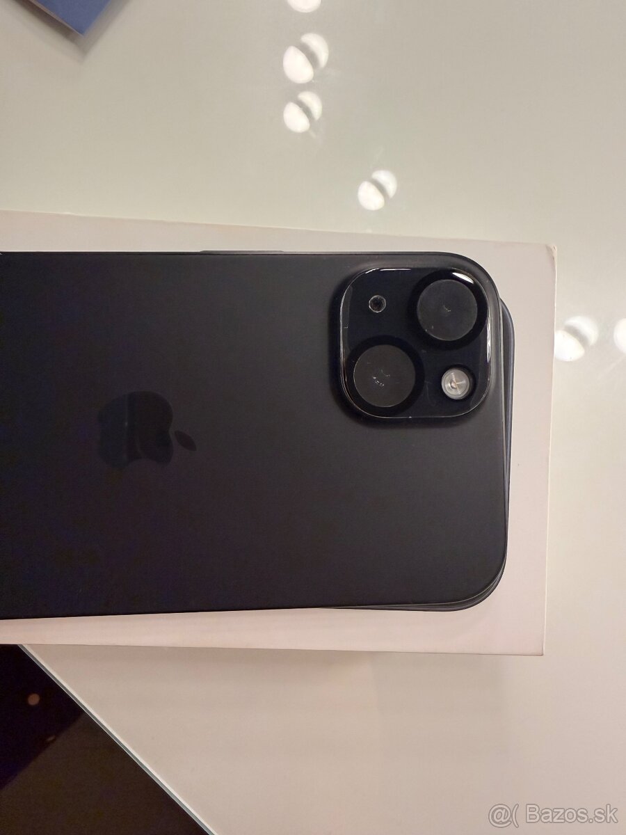 Iphone 15 / 128GB - 4