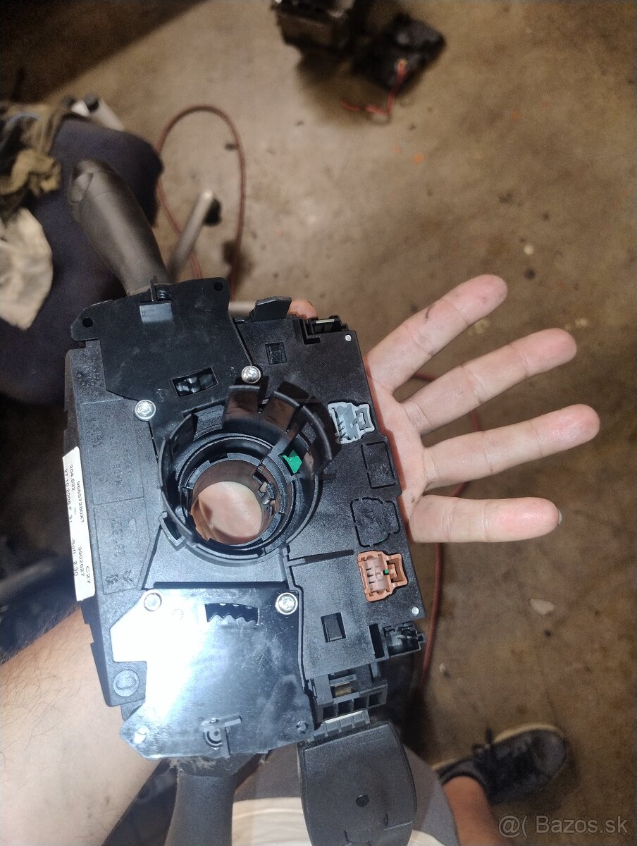 Predám diely na 207 - 4