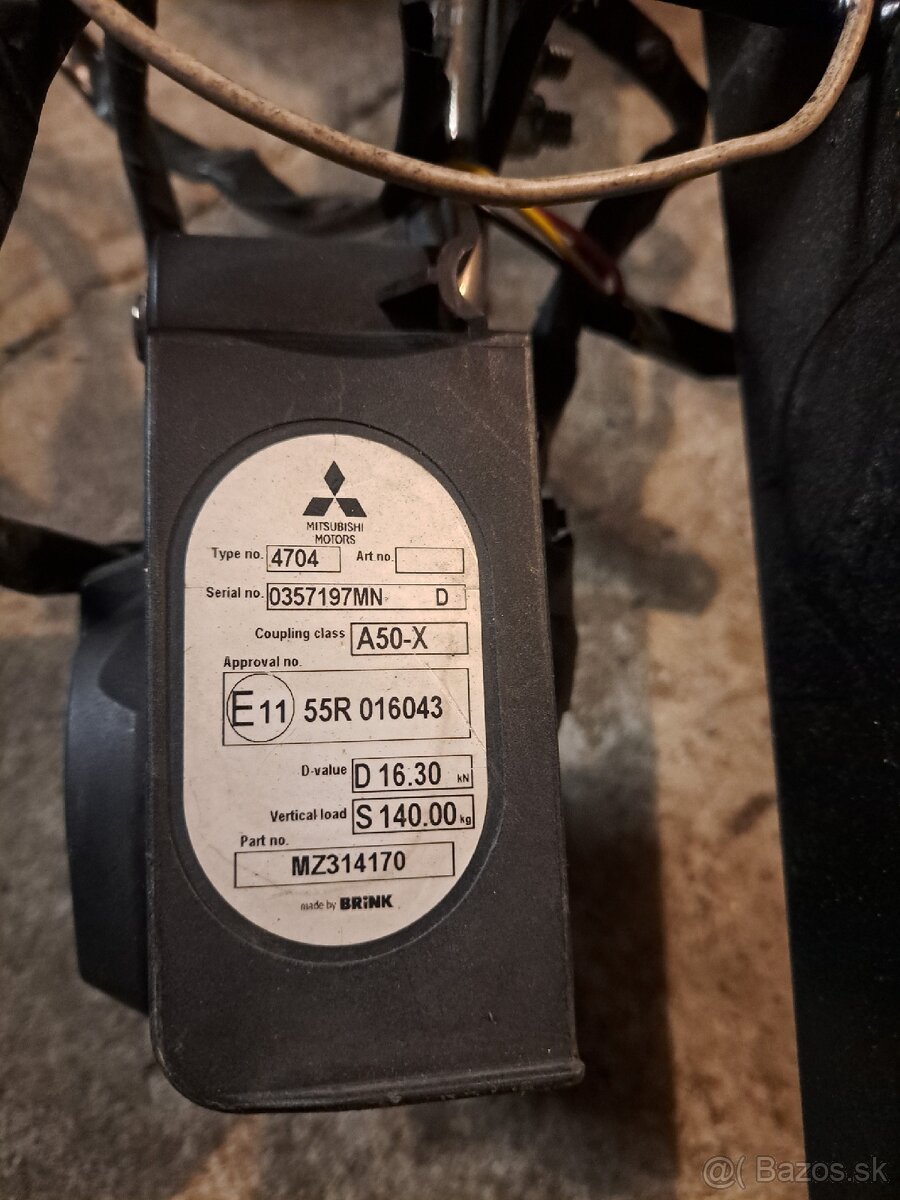 Predam ťažné zariadenie PAJERO 4 - 4