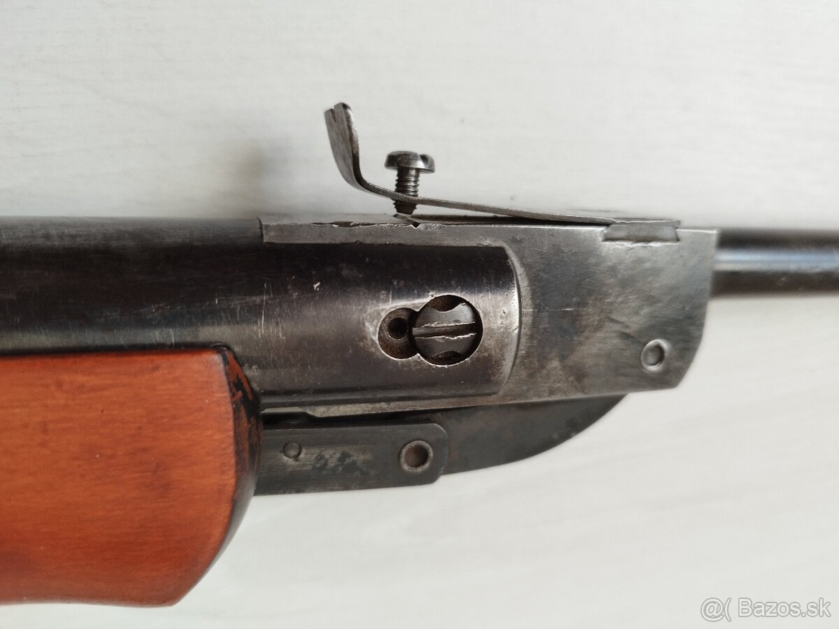 Predám vzduchovku IZ 22 - 4