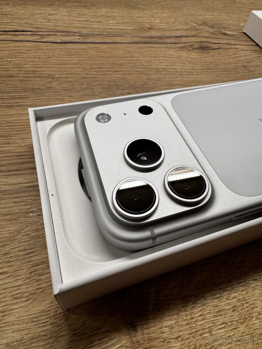 Apple iPhone 17 pro 256 - 4