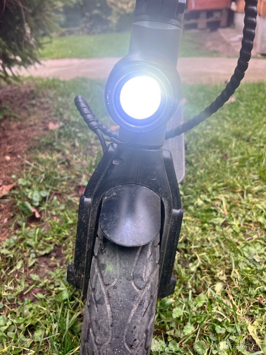 Elektricka kolobežka Gogen 801 - 4