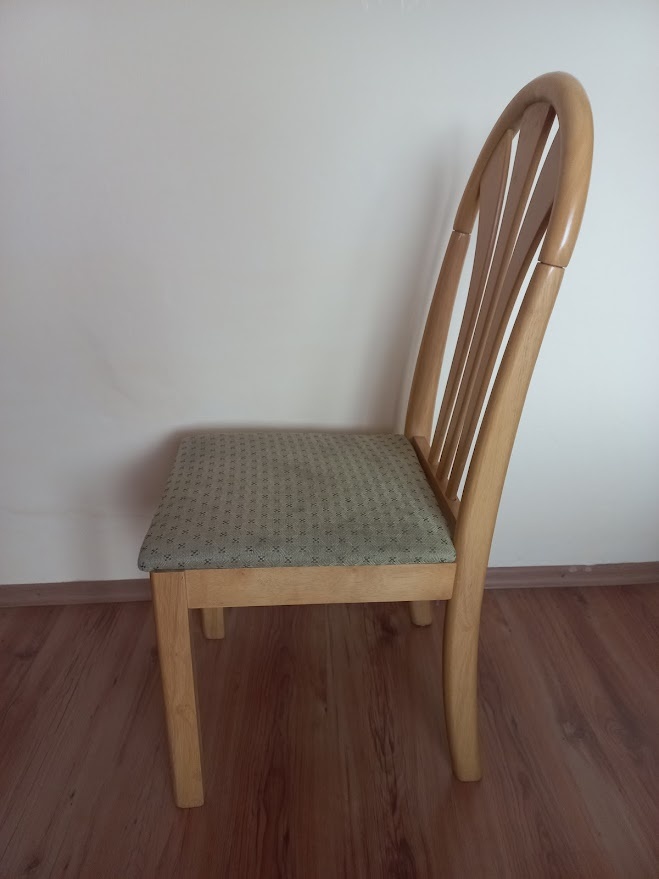 Rozťahovací jedálenský stôl so 4 stoličkami - 4