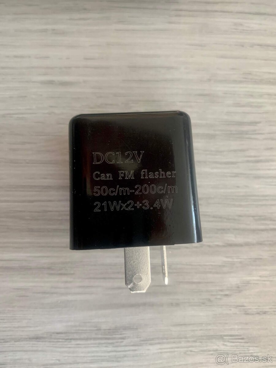 Držiak ŠPZ so smerovkami - 4