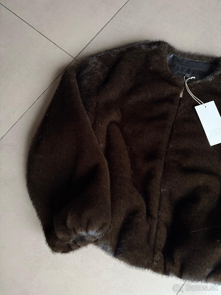 Zara kozusok c. M - 4