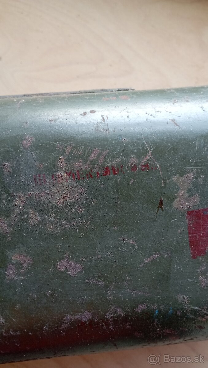 Stará vojenská lekárnička... - 4