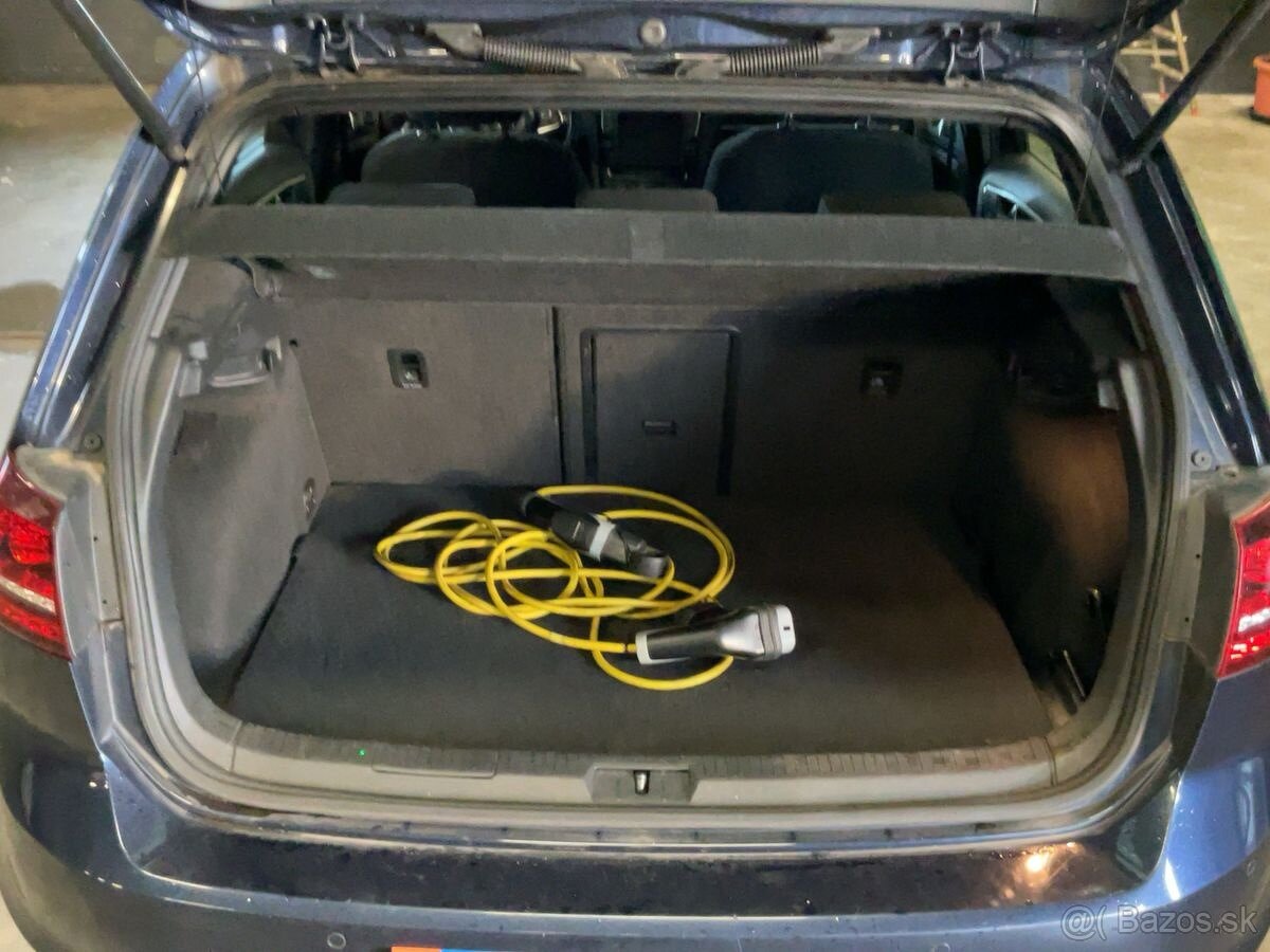 VW GOLF GTE plugin DSG - 4