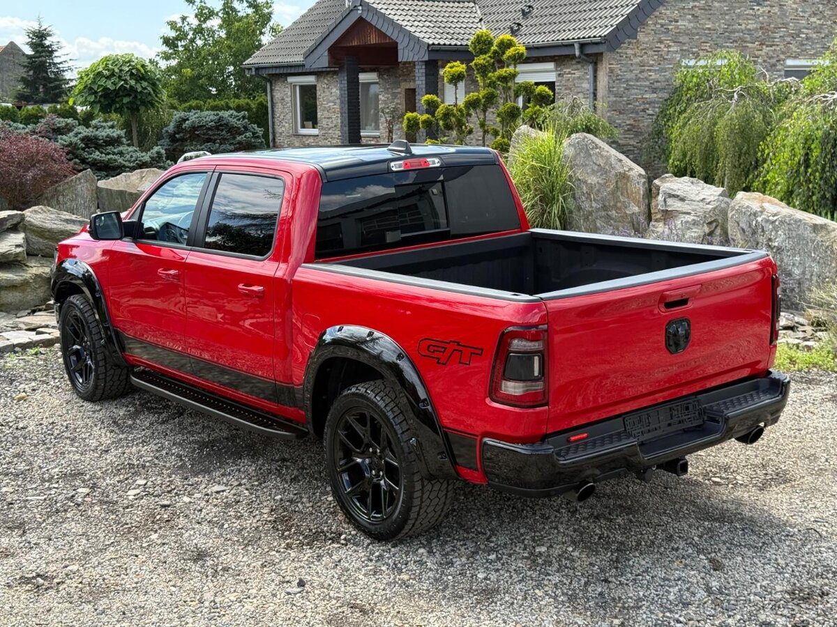 DODGE RAM 1500 5,7 HEMI 2022 GT 53 000 km