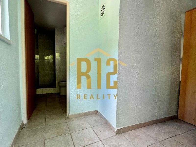 Na predaj: Rekreačná chata v lese, vhodná na celoročné bývan - 4