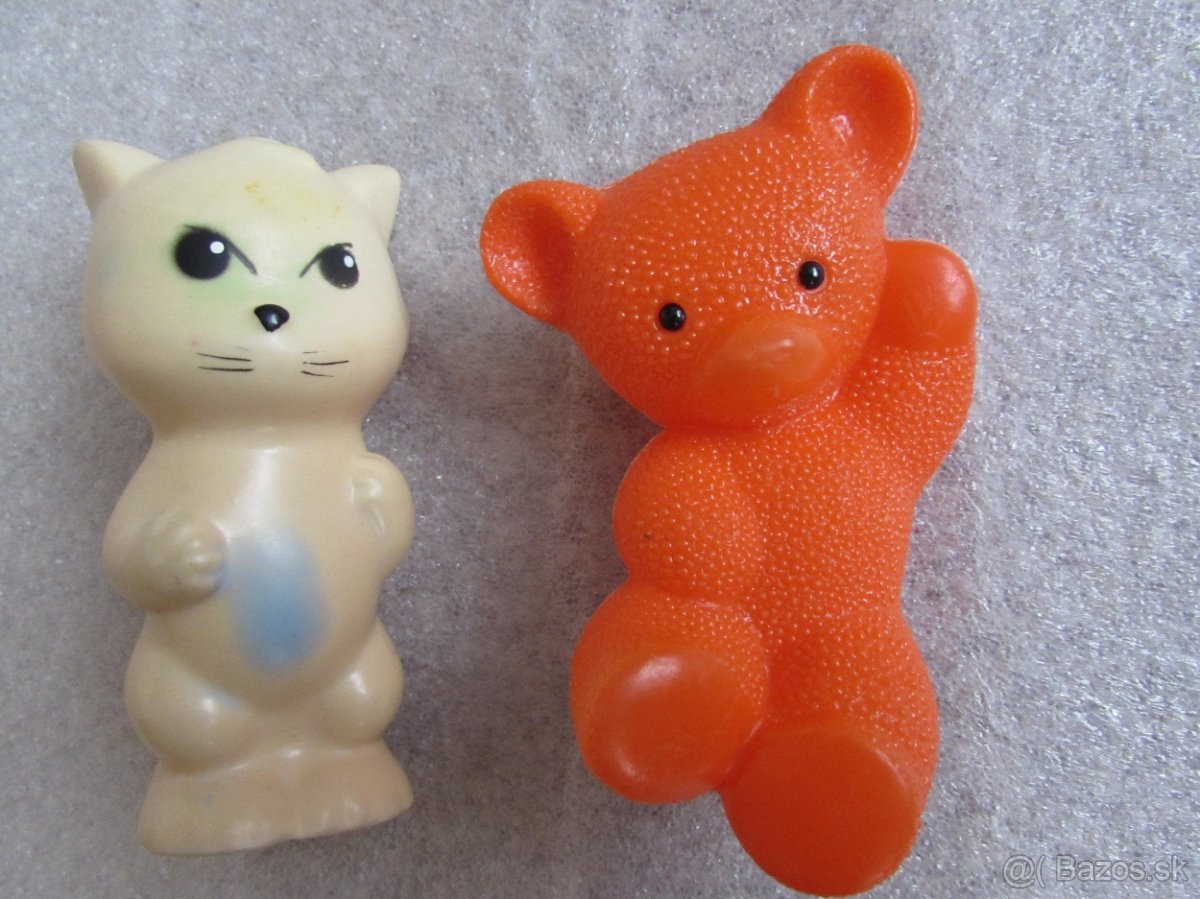 RETRO STARÉ HRAČKY - 2x PES, 6x PANENKA, ATD. - 4