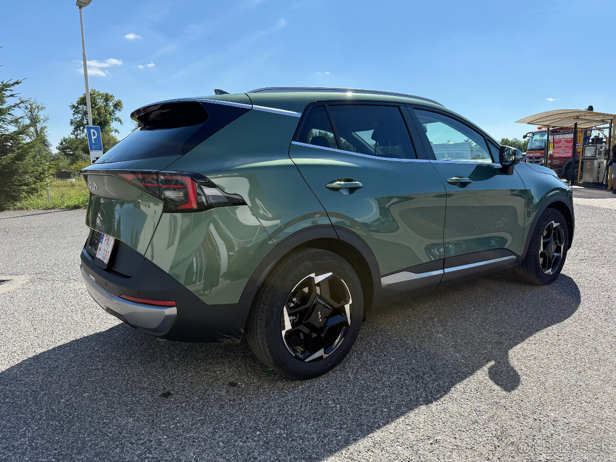 Kia Sportage 1.6 T-GDi 7DCT GOLD + Seat Pack - 4