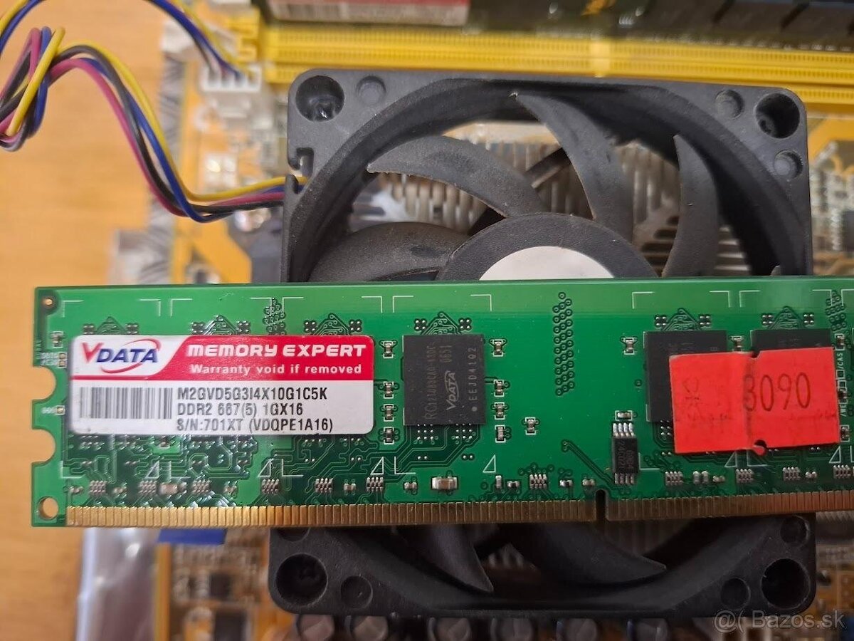 MB ASUS M2N (AM2) + AMD 64 X2 5400+ + 4GB DDR2 - 4