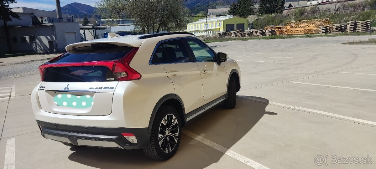 Predám - Mitsubishi eclipse cross 1,5Turbo 4X4 - 4